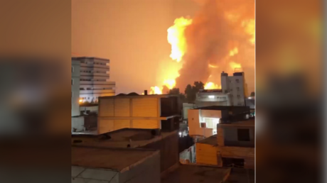 US resumes ‘powerful strikes’ on Iran after tanker attacks (VIDEOS) - Wazir July 8, 2026